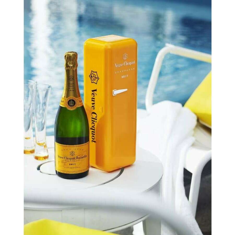 Champagne Clicquot Frigo Cl.75*